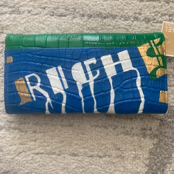 Hand painted Michael Kors WALLET (PAINTED BY OWNER NOT Painted by MICHAEL KORS!! - Picture 6 of 10